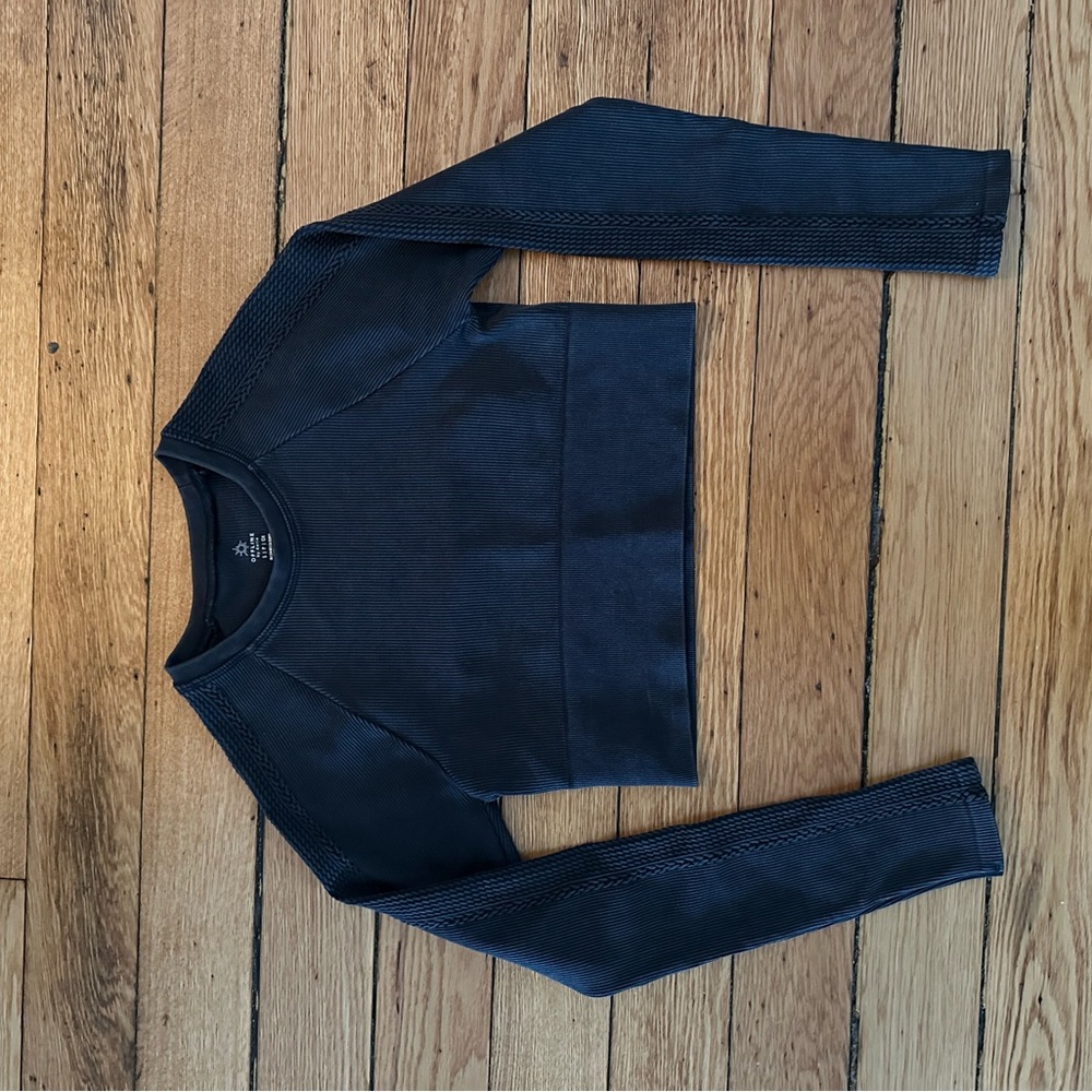 Aerie Offline- black Long Sleeve Crop Top